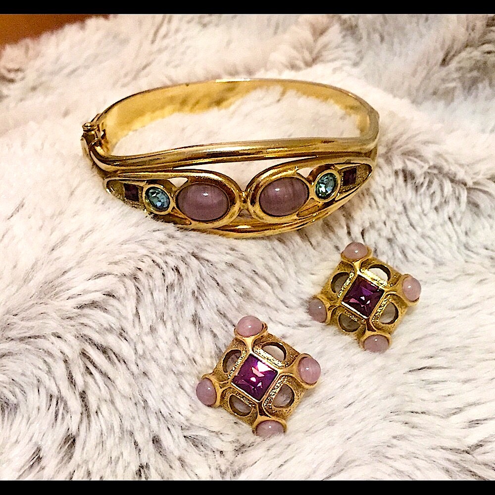 Vintage Jewelry Set - Picture 6 of 11